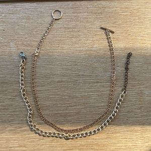Two gold chain necklaces